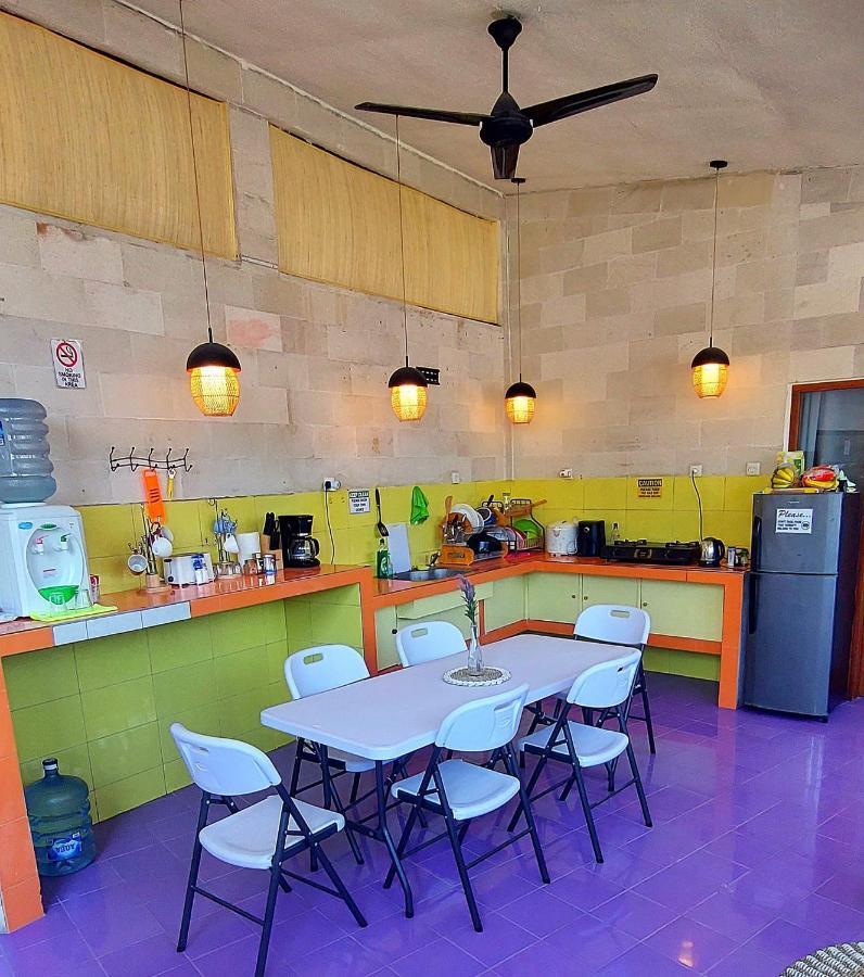 Hustay Guest House - Canggu Esterno foto