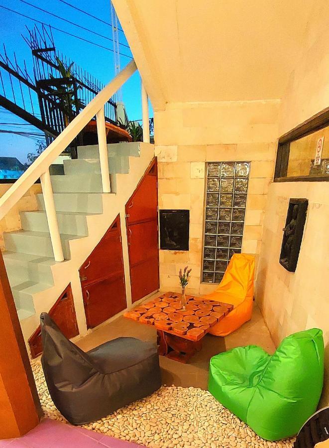 Hustay Guest House - Canggu Esterno foto