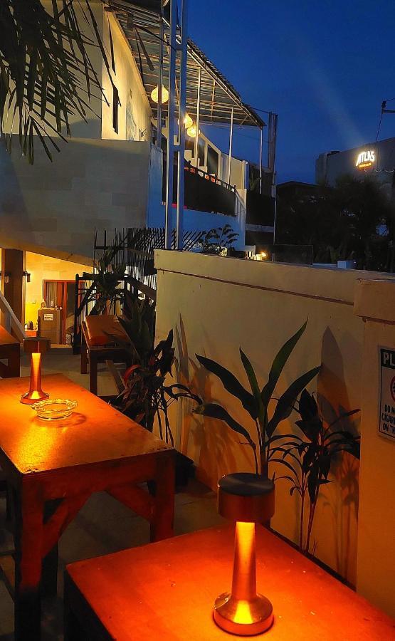 Hustay Guest House - Canggu Esterno foto