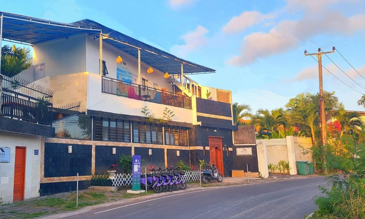Hustay Guest House - Canggu Esterno foto