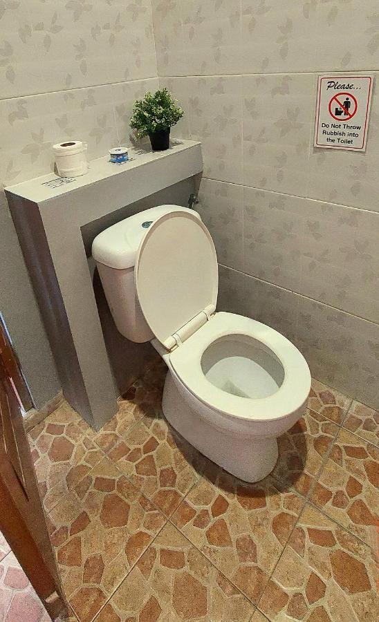 Hustay Guest House - Canggu Esterno foto