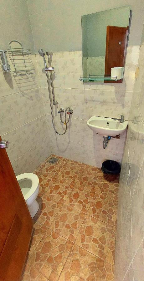 Hustay Guest House - Canggu Esterno foto