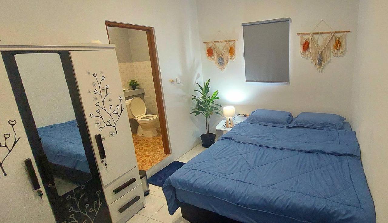 Hustay Guest House - Canggu Esterno foto