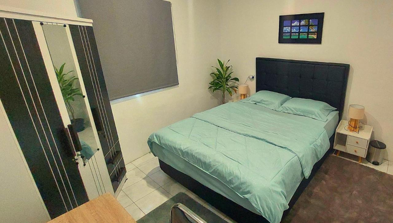 Hustay Guest House - Canggu Esterno foto