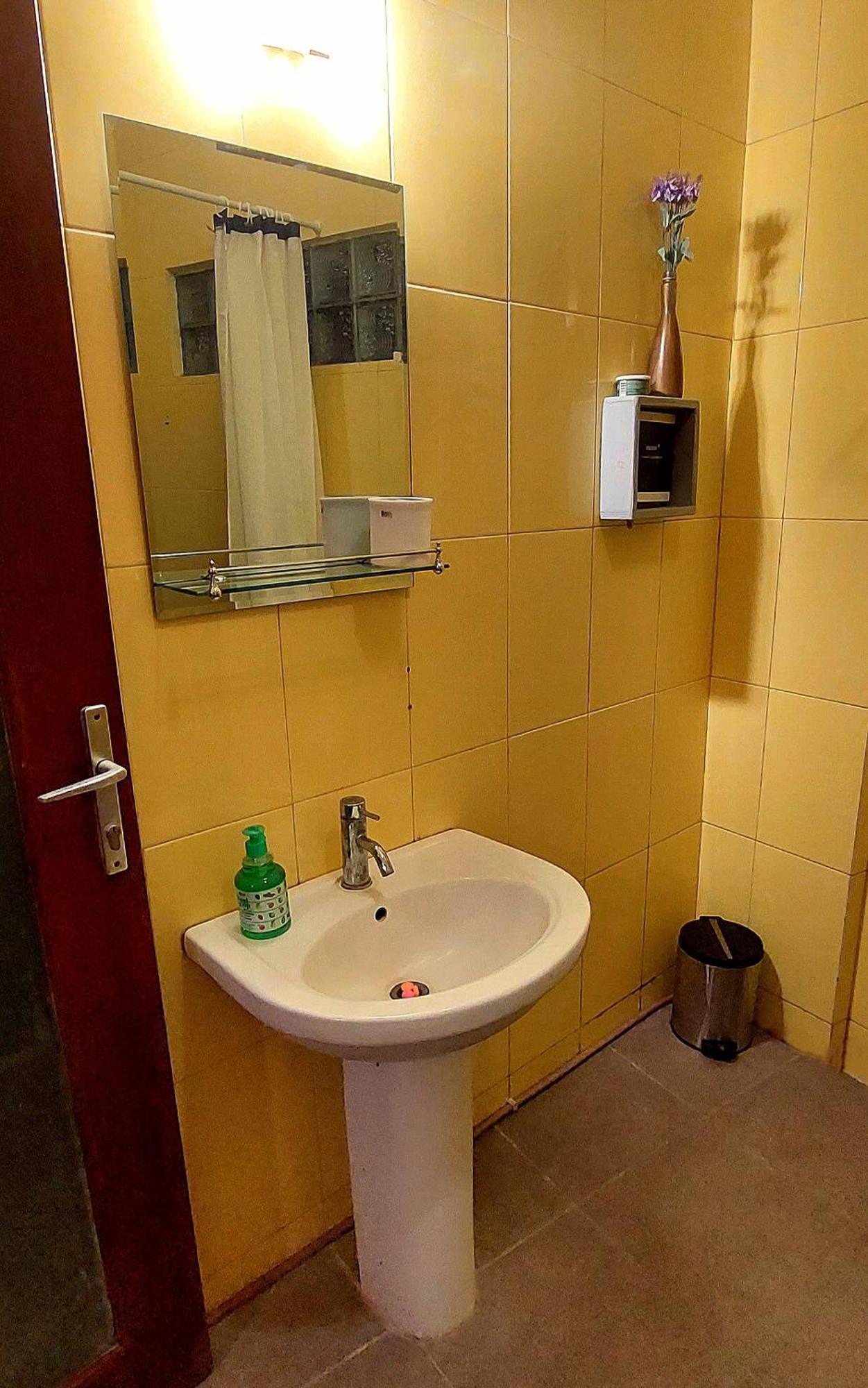 Hustay Guest House - Canggu Esterno foto
